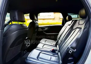 Audi Q7 2.0T Premium AWD quattro 2018 White