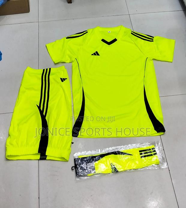 New Quality Soccer Set - main view