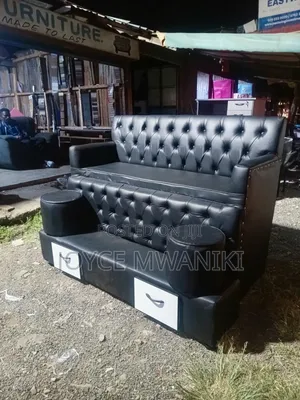 Black Pedicure Seat, 3 Seater With Drawers