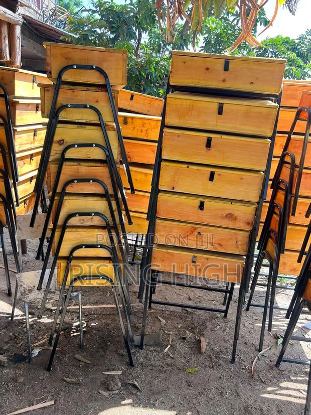  Quality School Lockers Seating - main view