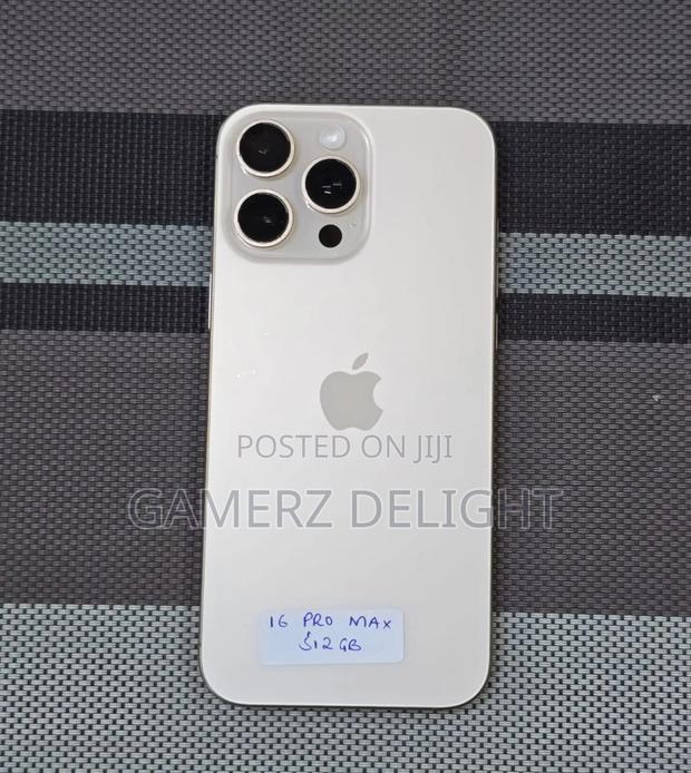 Apple iPhone 16 Pro Max 512 GB Gold