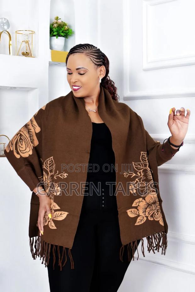 Warm Stylish Ponchos - thumbnail 3
