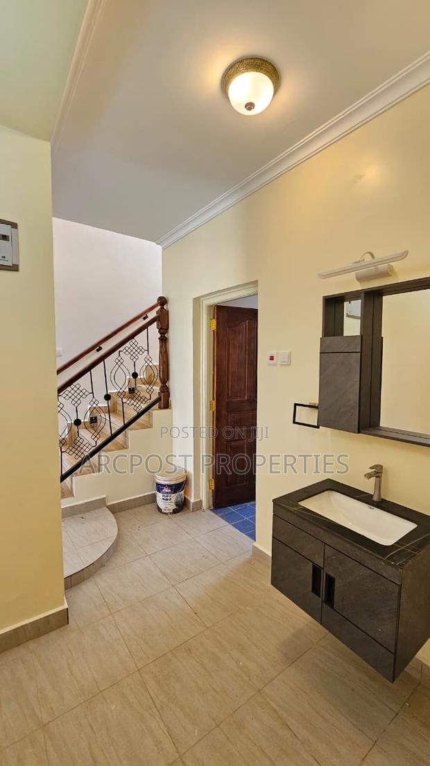 4bdrm Villa in Hardy for rent - thumbnail 7