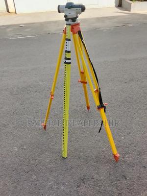 Level Survey Tripod - thumbnail 2
