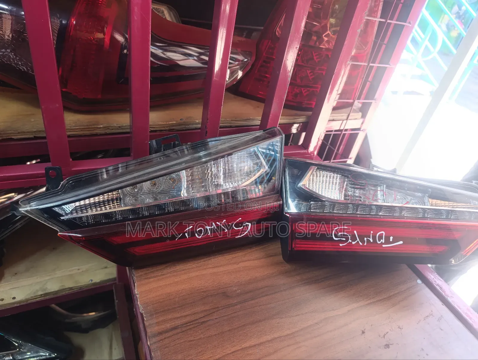 Lexus 2015 Bootlight 