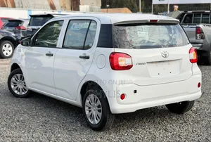 Toyota Passo 1.0 FWD 2018 White