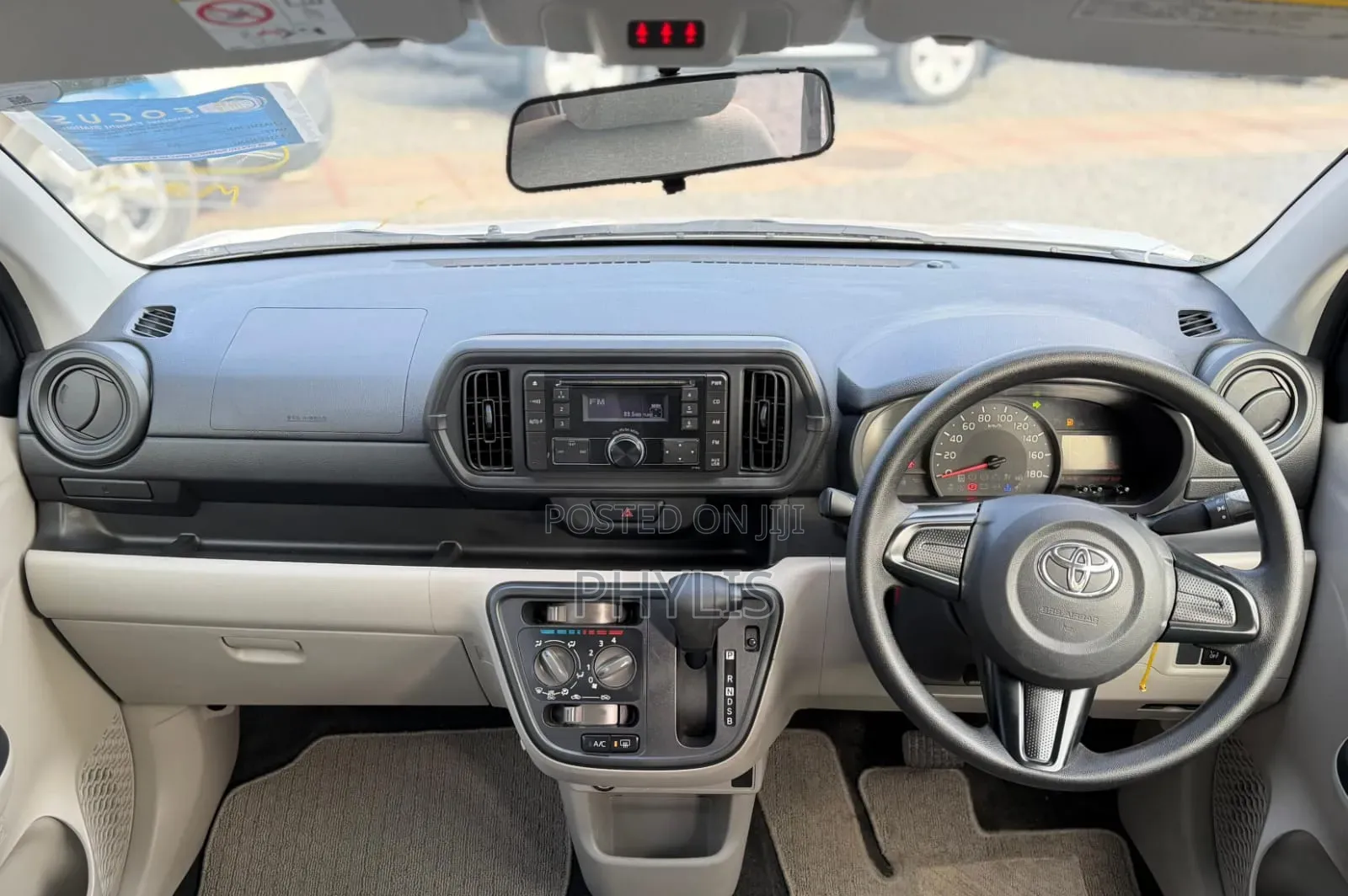 Toyota Passo 1.0 FWD 2018 White
