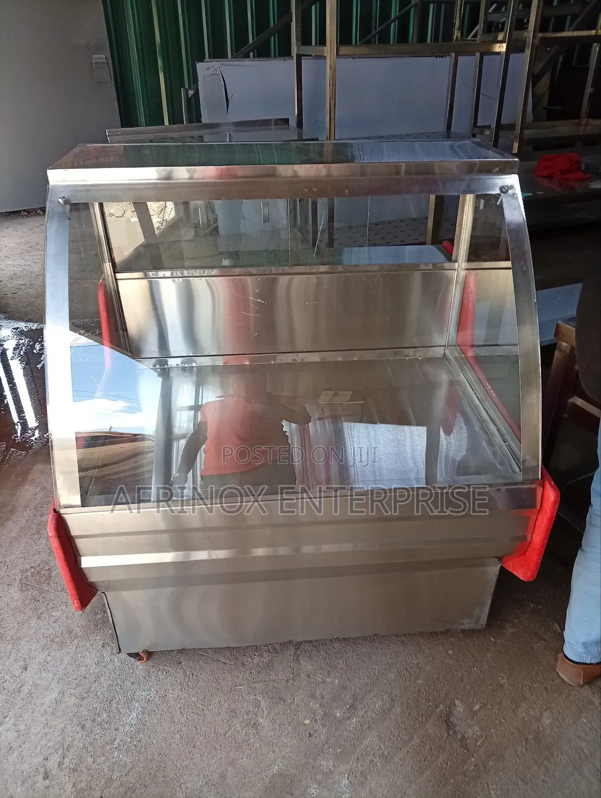 Refrigerated Meat Chiller Display Available