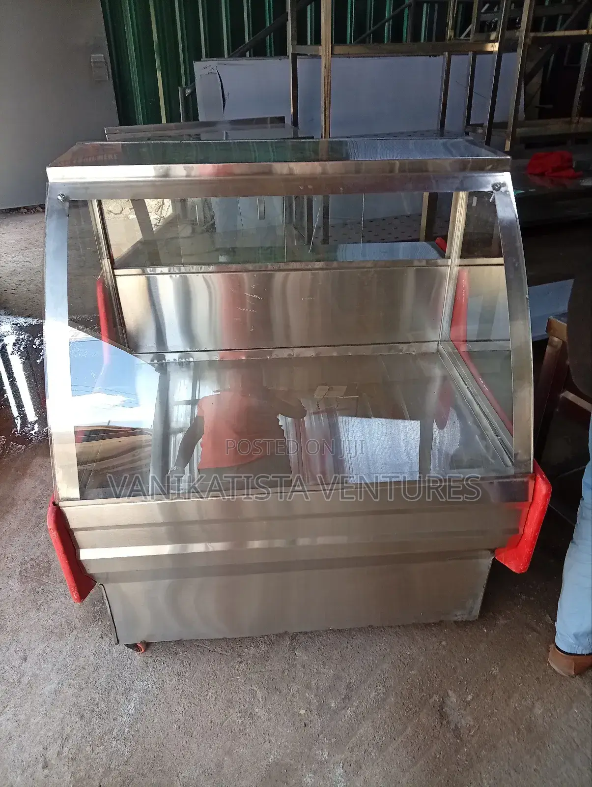 Refrigerated Meat Chiller Display Available