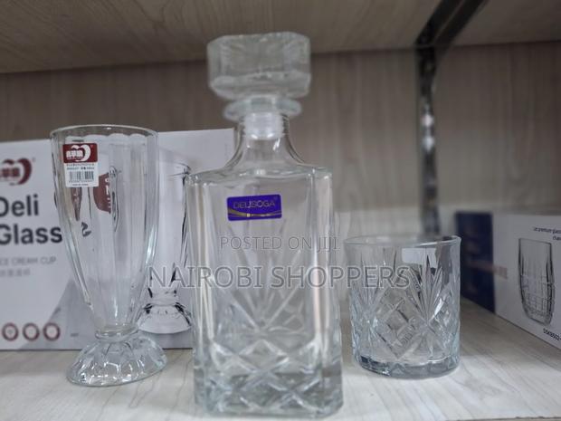 6pcs Whiskey Glasses With a Canister