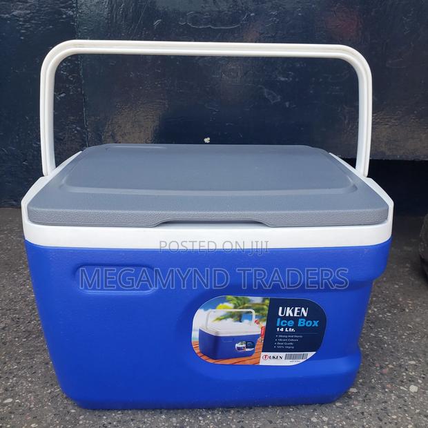 12 LTR Cooler Box / Ice Box