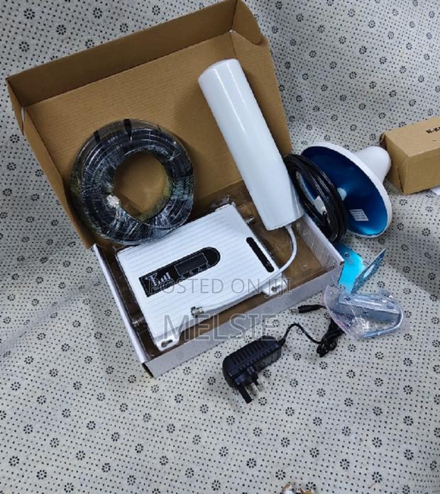 2g/3g/4g/5g GSM DCS Lte Signal Booster Signal Booster, Tri- Band