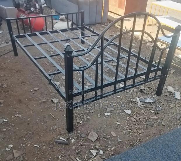 4 by 6 Simple Bed for Sell, - thumbnail 2