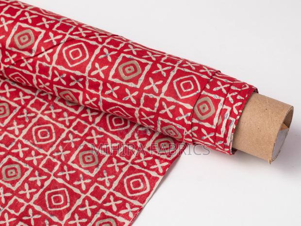 100% Cotton Fabric - Red Geometric Pattern - thumbnail 6