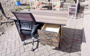 Office Desk/Mesh Chair - main view