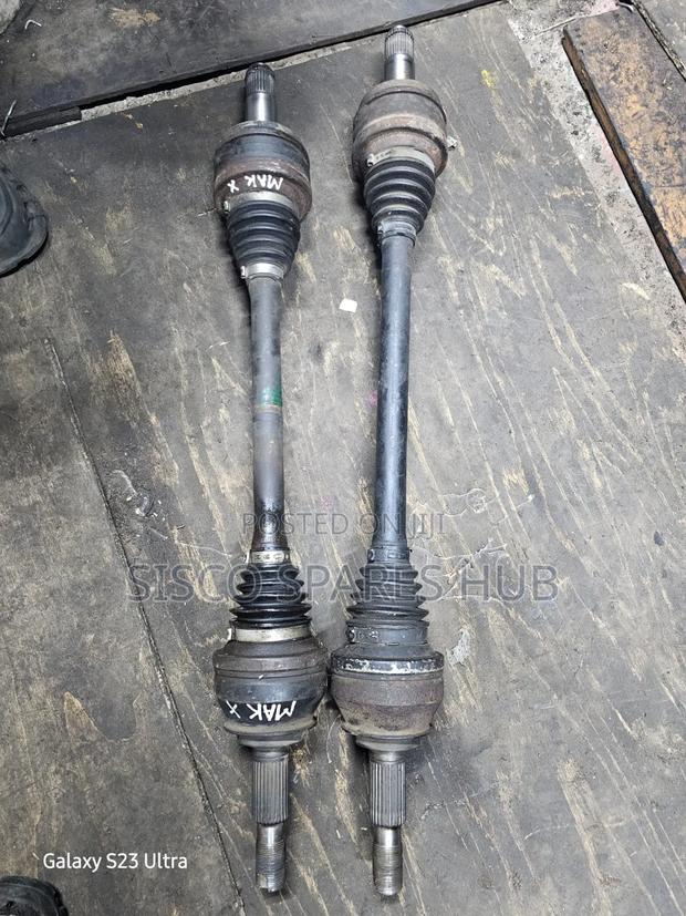 Rear Drive Shafts Toyota Mark X