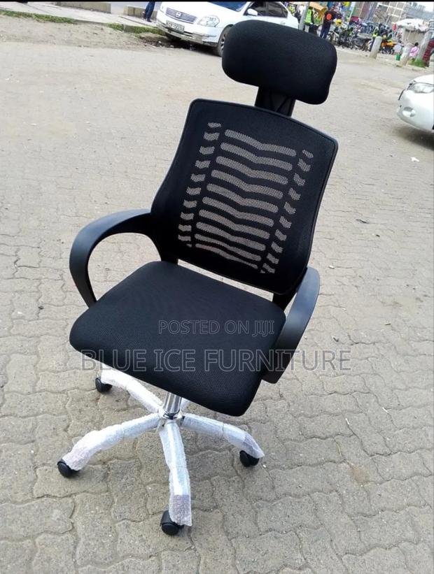 Ooffice Headrest - main view