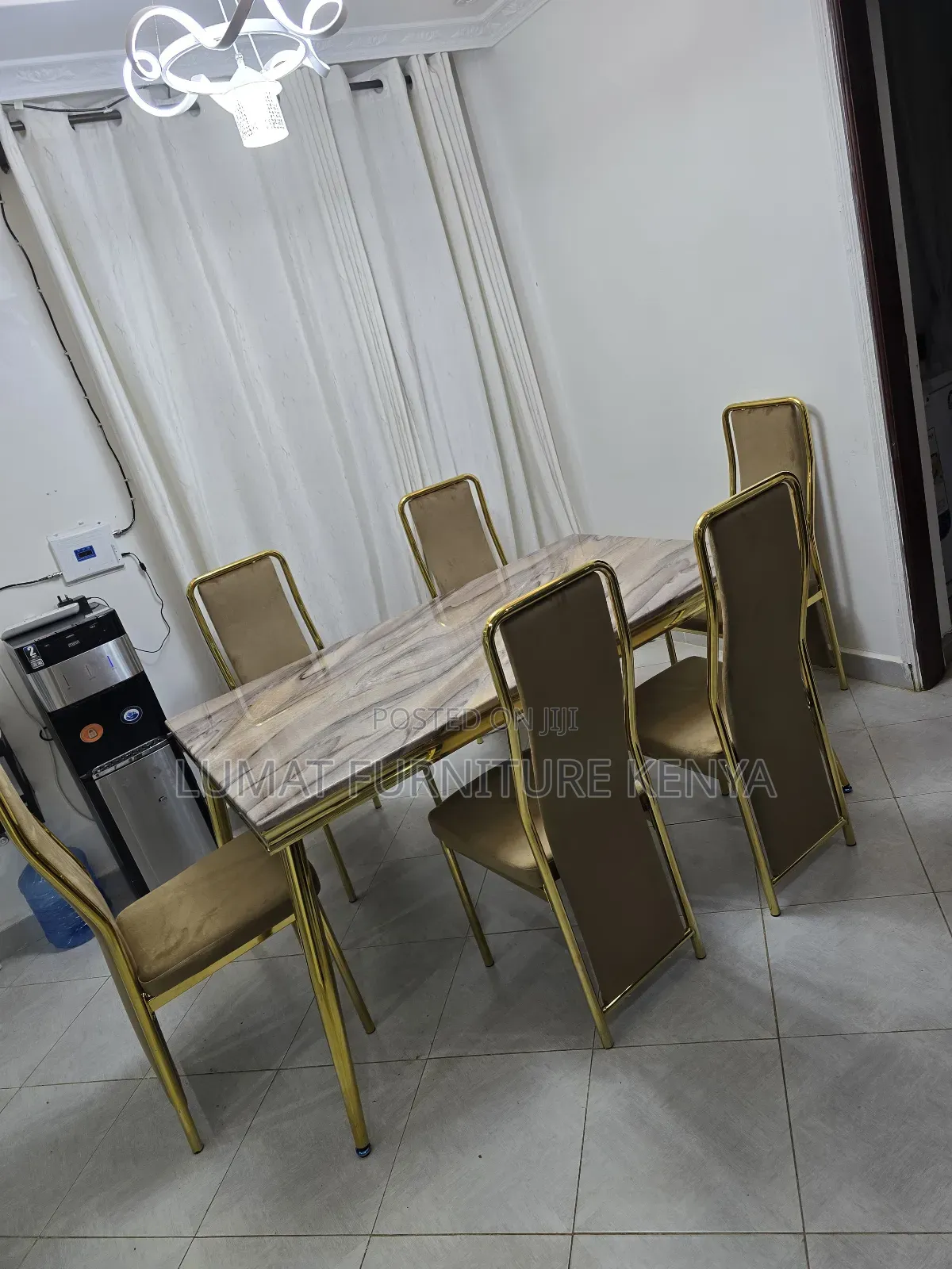 Modern Family Dining Set (6-Seater)