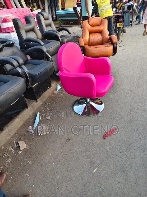 Rotating Pink Seats