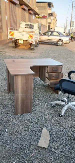 Space-Saving Office Furniture Set