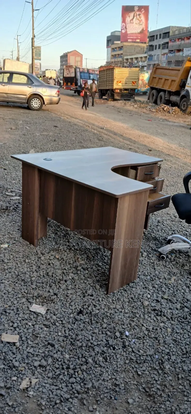 Space-Saving Office Furniture Set