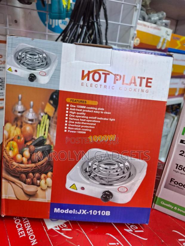 Compact Electric Cooking Plate With Overheat Protection - main view