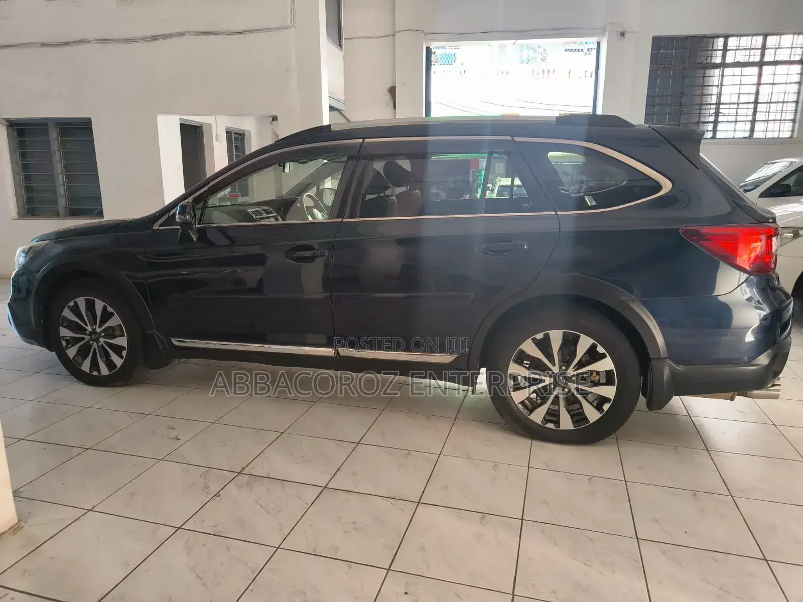 Subaru Outback 2.5i Premium AWD 2016 Black