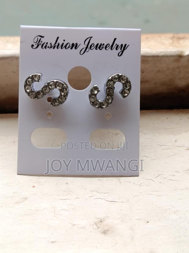 Stud Earings - thumbnail 2