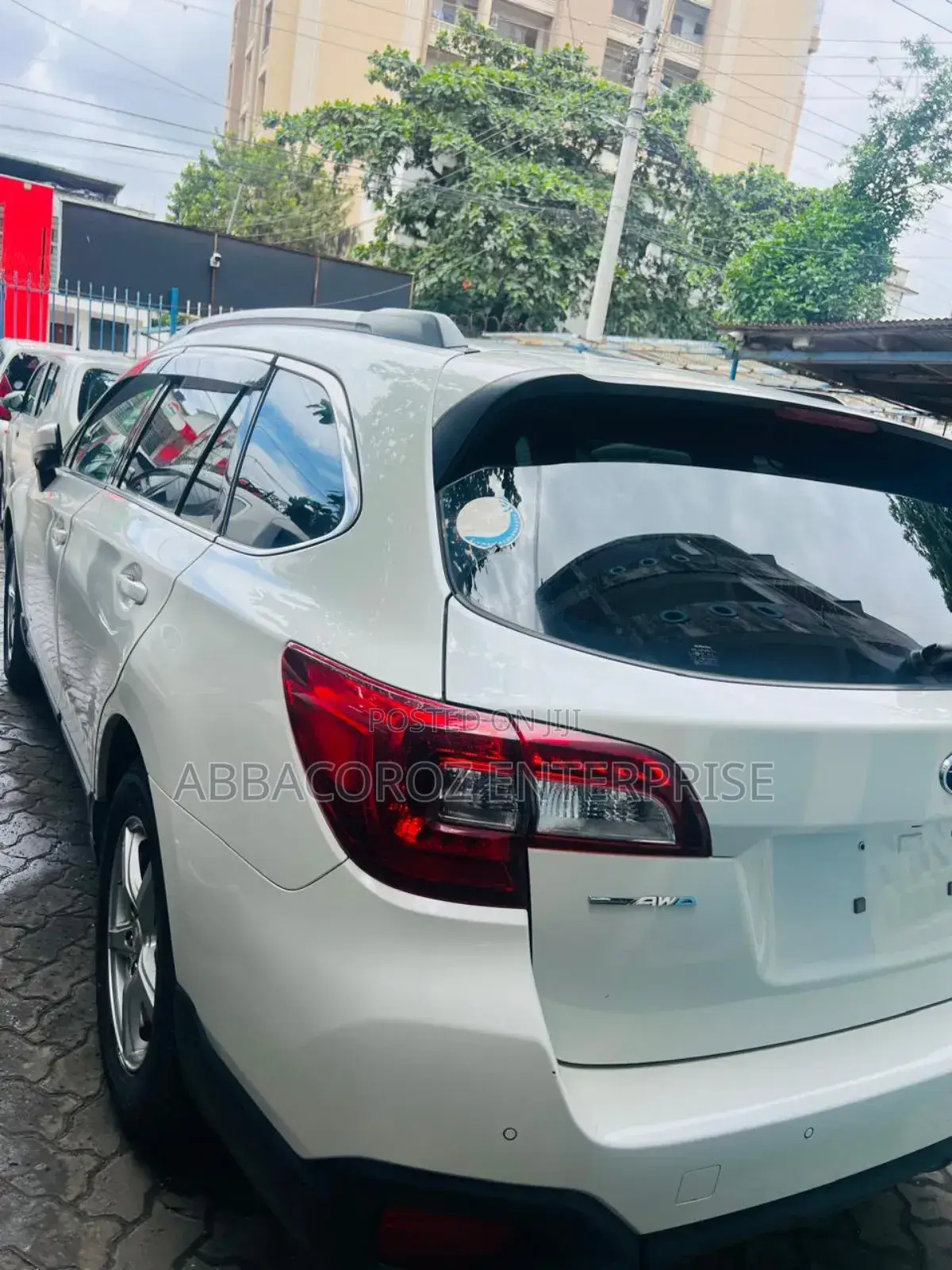 Subaru Outback 2.5i Touring AWD 2017 Pearl