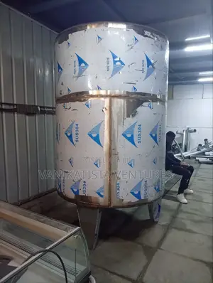 Selling High-Quality 3000ltrs Stainless Steel Water Storage Tanks
