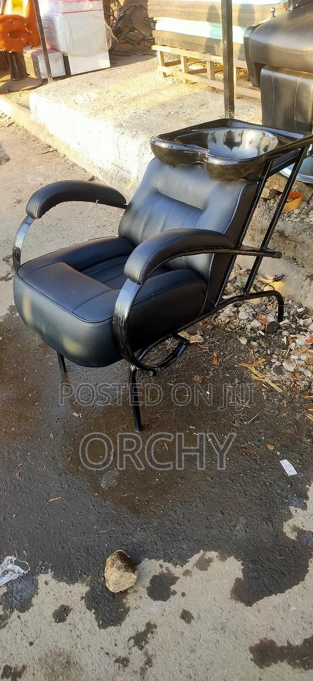 Salon Sink/ Shampoo Seat - main view