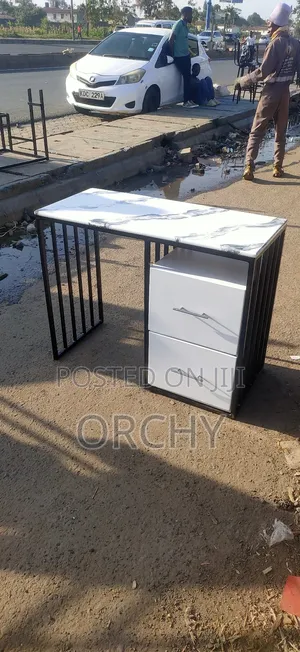40" Long Nails Table/ Manicure Table