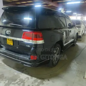 Toyota Land Cruiser 2015 Black