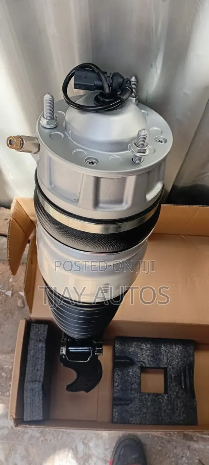 Front Airmatic Shock Absorber for Porsche Cayenne Vw Touareg 7p