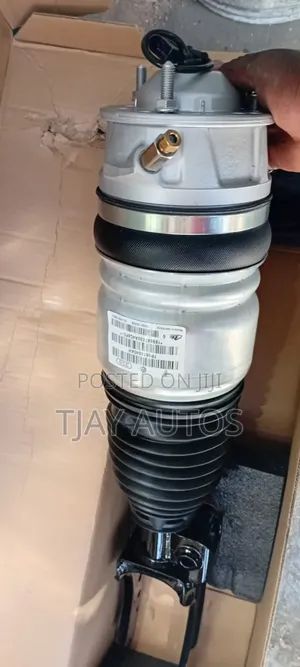Front Airmatic Shock Absorber for Porsche Cayenne Vw Touareg 7p