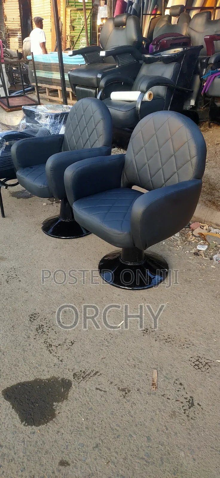 Salon Seats / Styling Chair