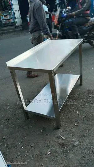 Hygienic Stainless Steel Working Table for Kitchen and Hotels