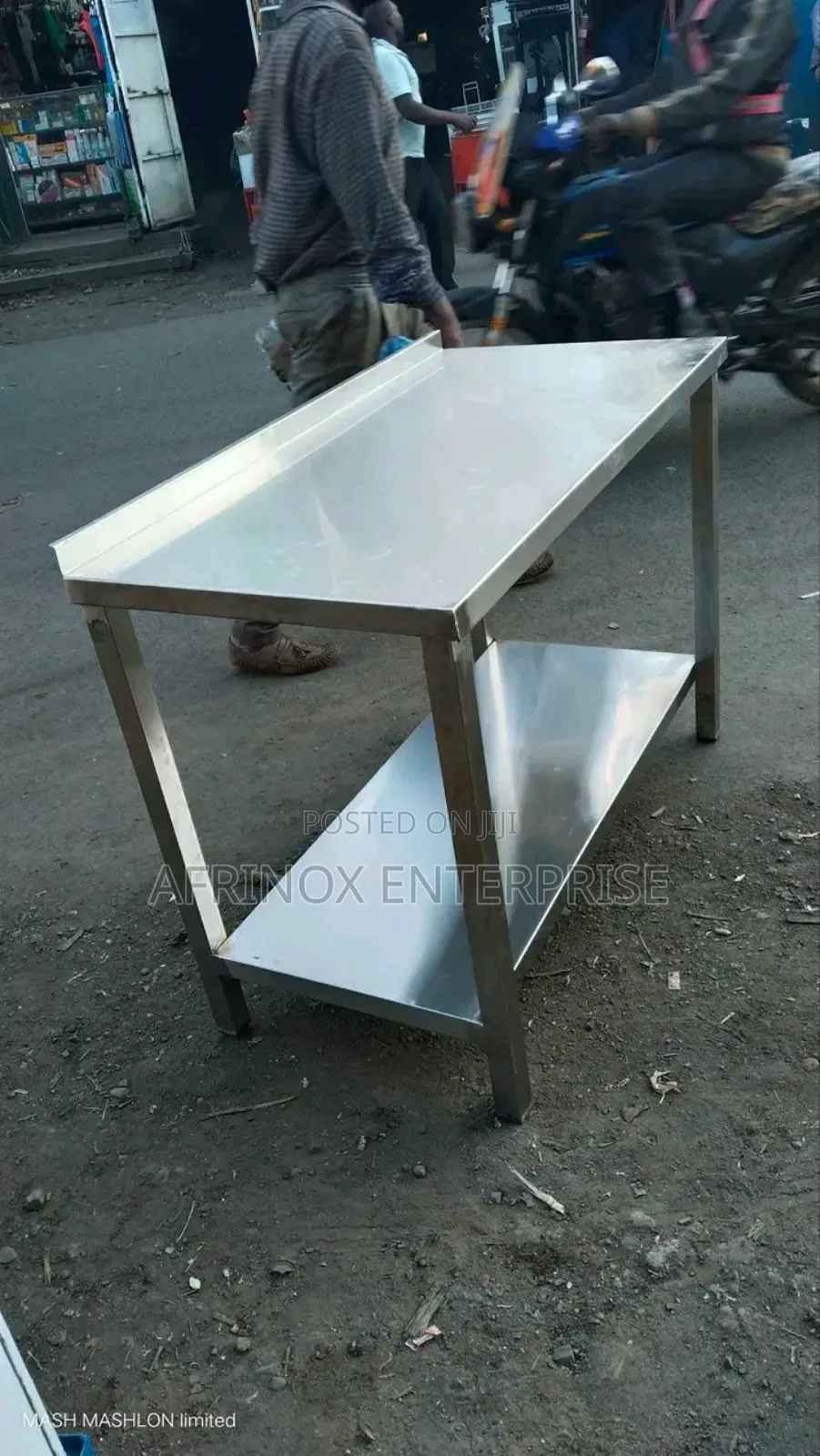 Hygienic Stainless Steel Working Table for Kitchen and Hotels