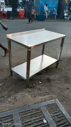 Hygienic Stainless Steel Working Table for Kitchen and Hotels