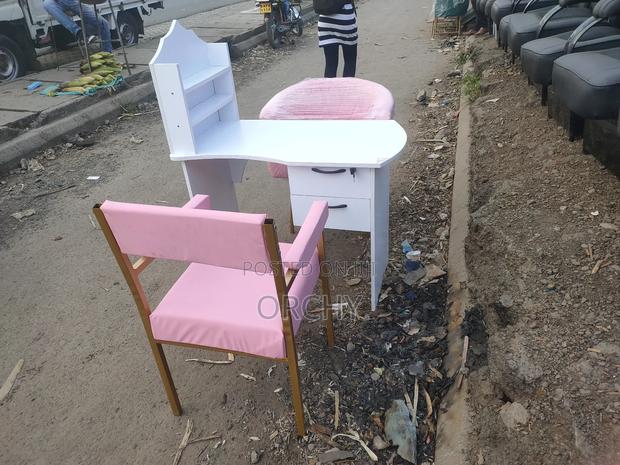 Baby Pink Manicure Set - main view