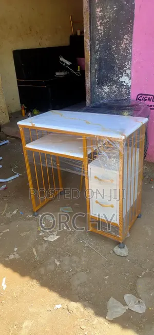 Double Drawer Manicure Table