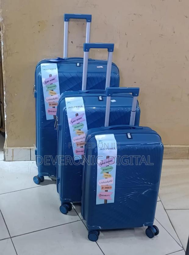 *3 in 1 Unbreakable Pp Suitcases - thumbnail 2