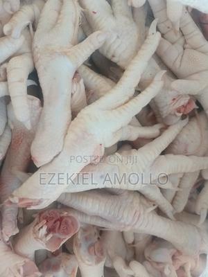 Dog Food/Chicken Head and Feet - main view