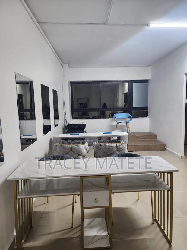 Salon in Nairobi CBD Biashara Plaza - thumbnail 7