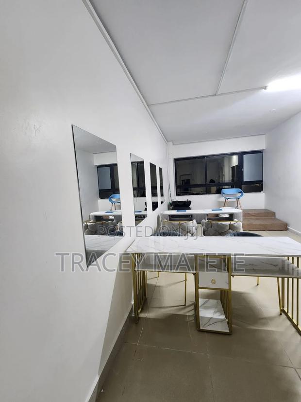 Salon in Nairobi CBD Biashara Plaza - thumbnail 9