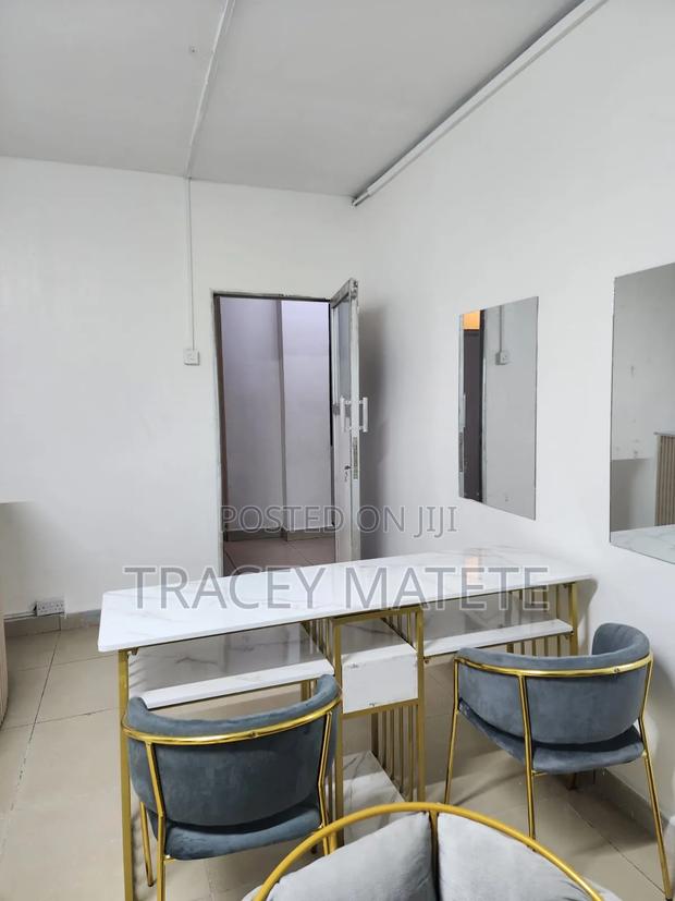 Salon in Nairobi CBD Biashara Plaza - thumbnail 16