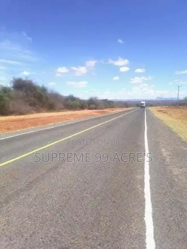 10 Acres for Sale Along Nairobi/Mombasa Highway Makindu