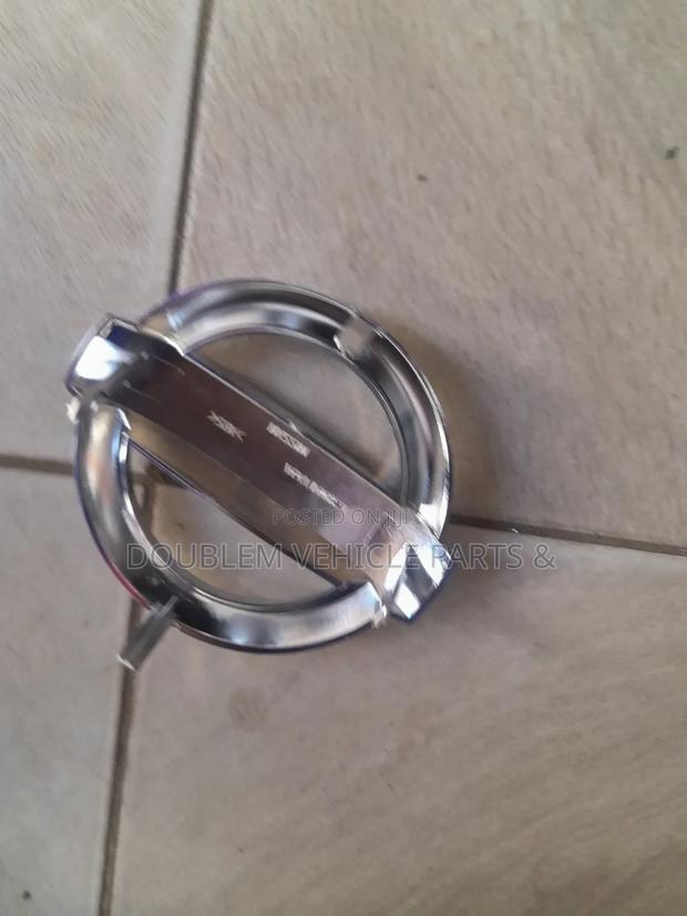 Front Grill Logo/Emblem Nissan Note 2010,2011,2012,2013,2014 - thumbnail 2