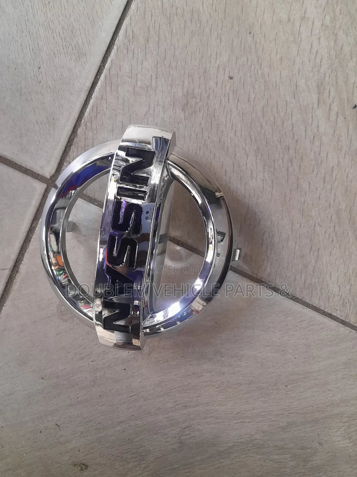 Front Grill Logo/Emblem Nissan Note 2010,2011,2012,2013,2014