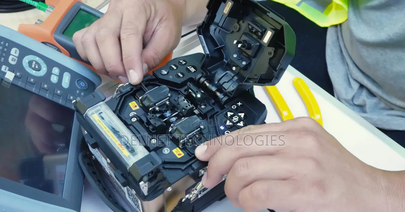 Optical Fiber Splicing Services – Fast Reliable